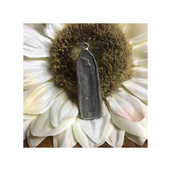 Vintage Pewter Relief Pendant | Arched Spiritual Figure | 70s Folk Style - Picture 5 of 6